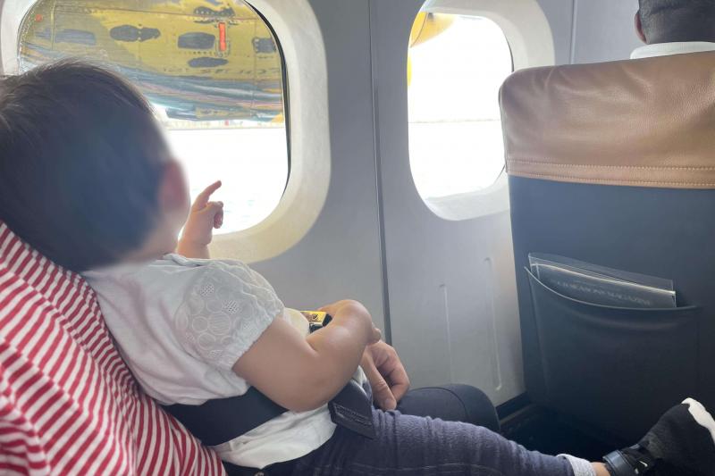カラフルな機体に、子供もウキウキ♪