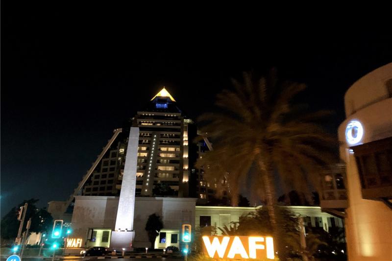ショッピングモール「WAFI」はホテルと直結しているため、お買い物を楽しんでいただく事もできます