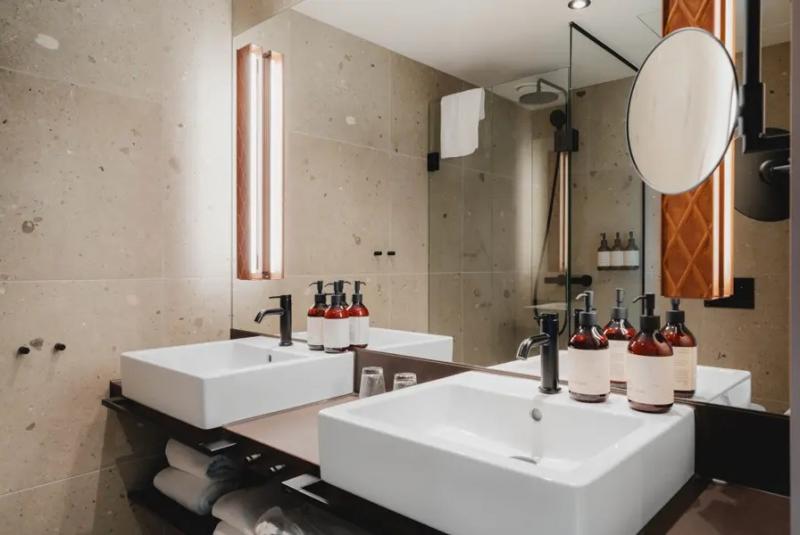 ジュニアスイート