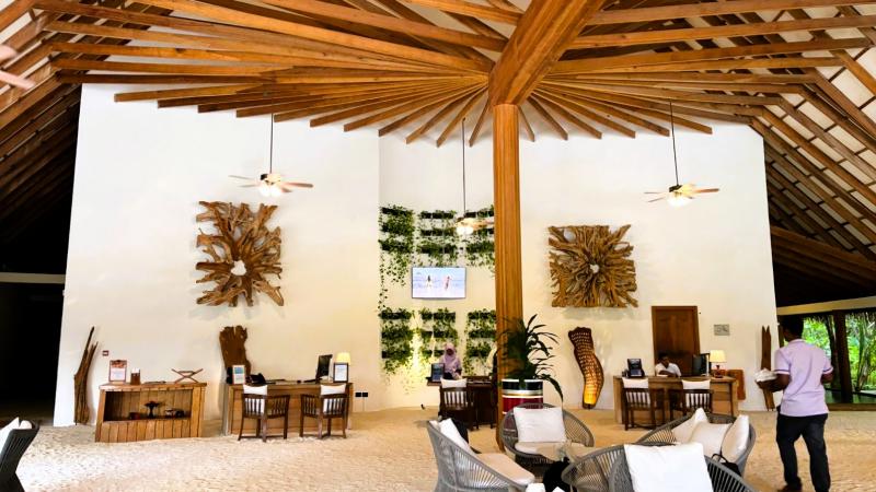 フロントの様子