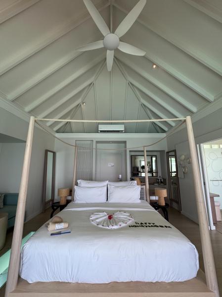 かわいいベッドデコレーションがしてありました！