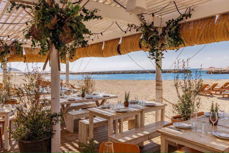 Beso Beach Club