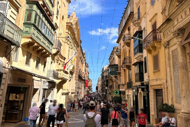 マルタのバレッタ地区は本当に絵画の中のような街並み