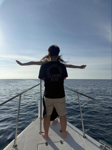 ドルフィンクルーズの最中での一コマ