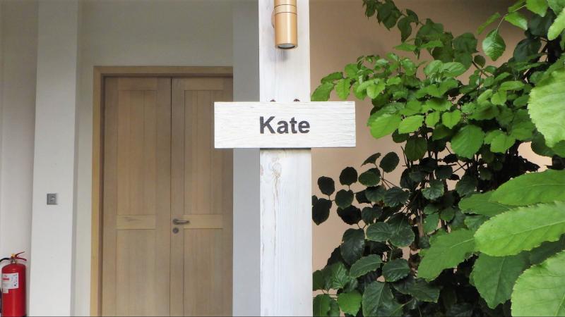 2つ目のお部屋はKateさん