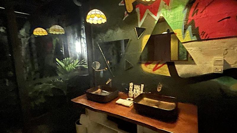 独特なシンク。必要なアメニティはすべてそろってそろっていました