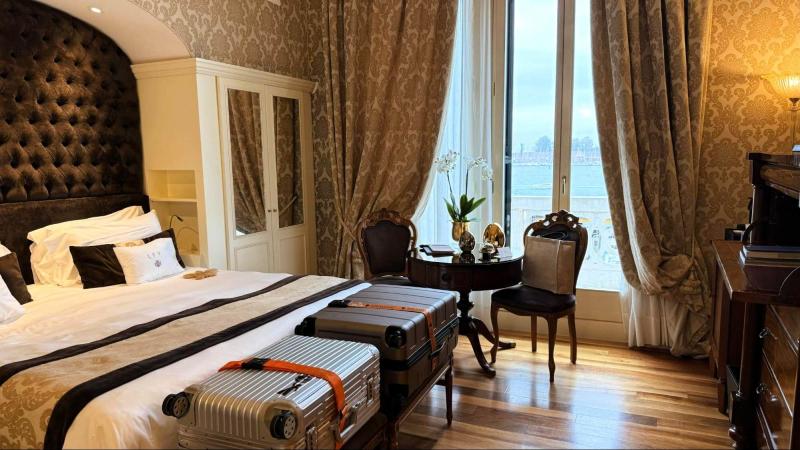 ロンドラ パレス。お城みたいなお部屋