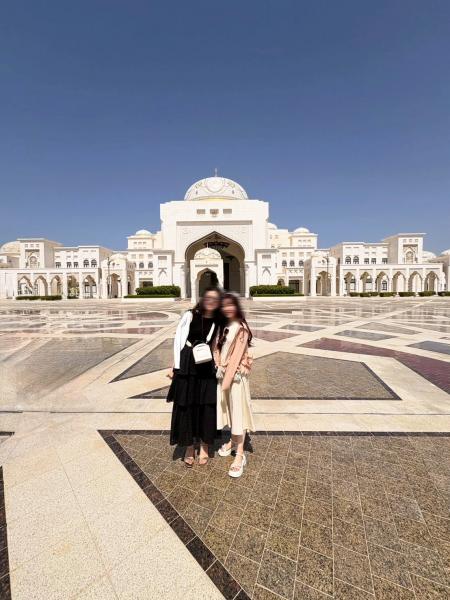 ドバイから日帰りでアブダビも！ カスル アル ワタン（アブダビ）