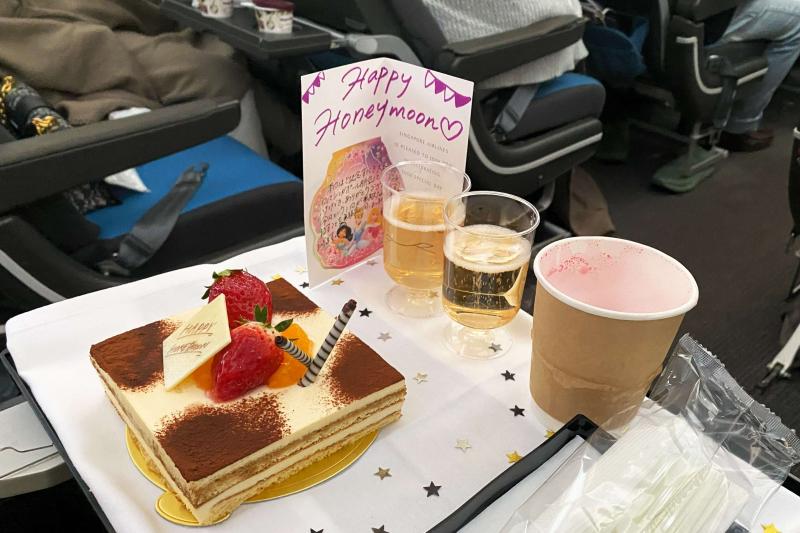 シンガポール航空が機内でお祝いしてくれました♪