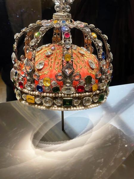 ルーブル美術館展示の『王冠のダイヤモンド』