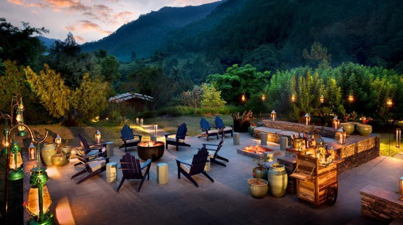 アンドビヨンド プナカ リバー ロッジ