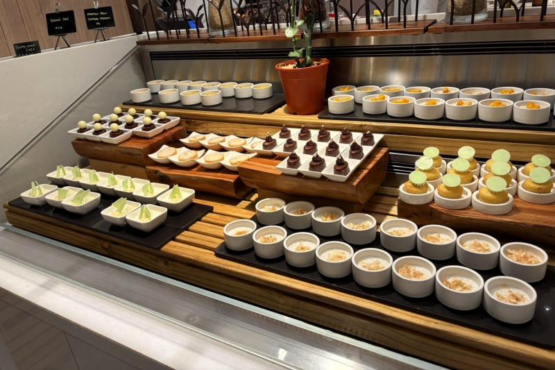 朝食ビュッフェ