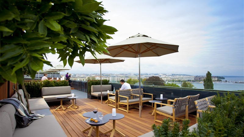 MET Rooftop Lounge
