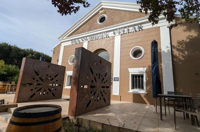 席数も多く、お食事メニューも充実！