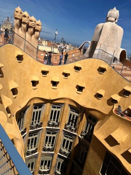 ガウディ建築のカサ ミラ（バルセロナ）