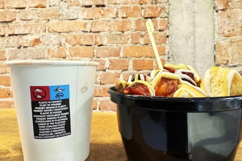 ミックスのチーズがけ。ホットワインとあわせて