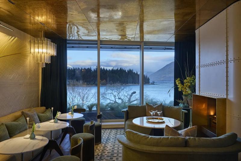 ザ・ライブラリーバー