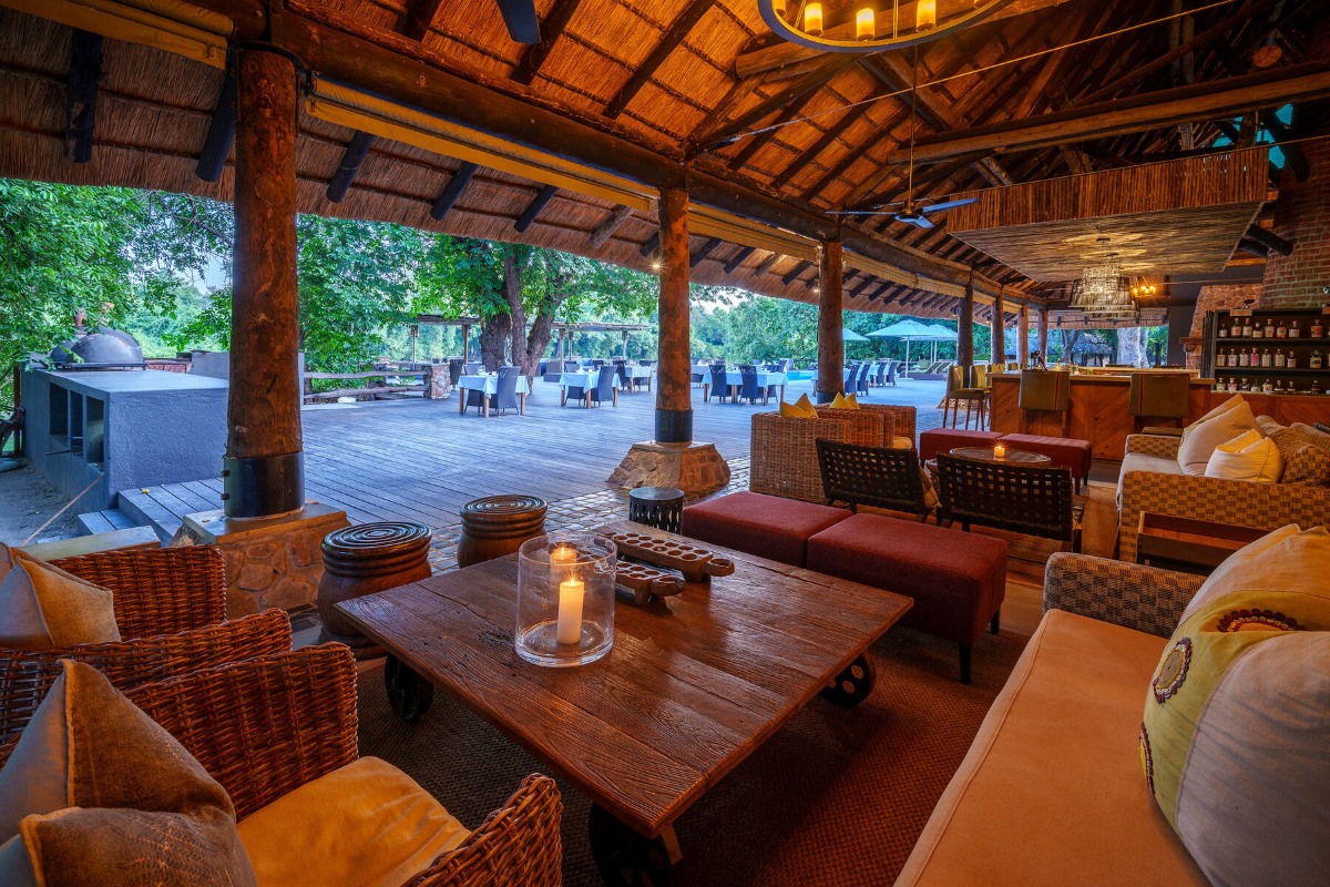 South Luangwa National Park HOTEL|サウスルアングア国立公園 ホテル