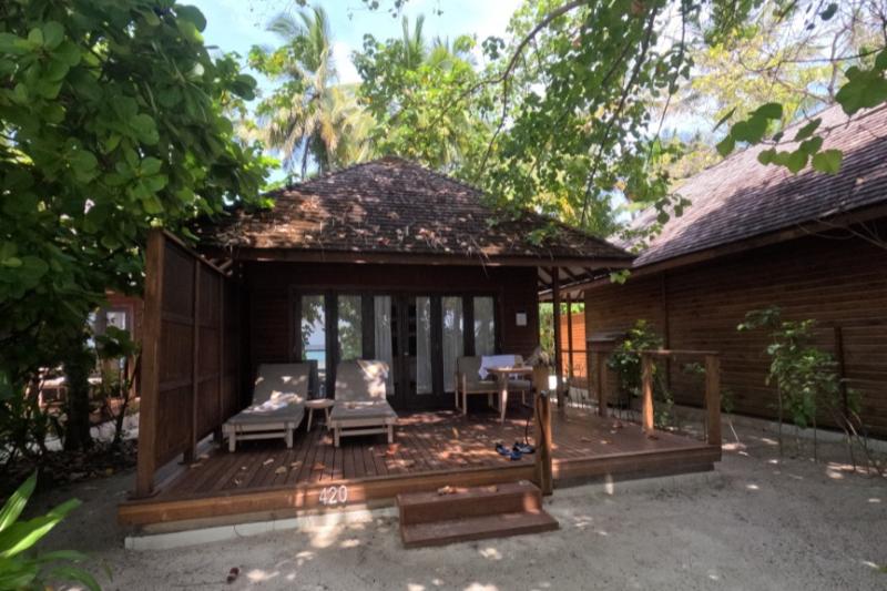 ビーチ側から見たジャグジービーチヴィラ外観