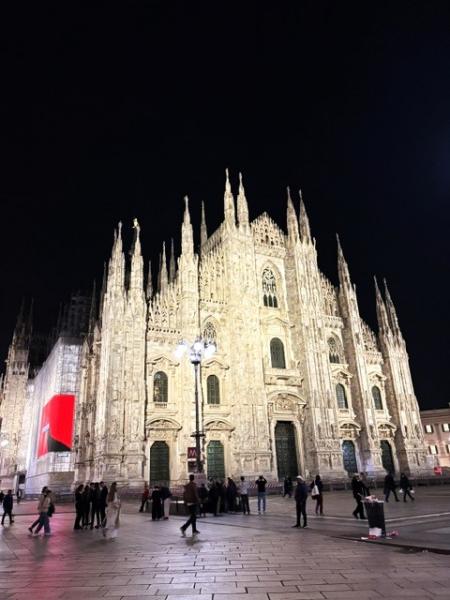 夜のドゥオーモも感動的！