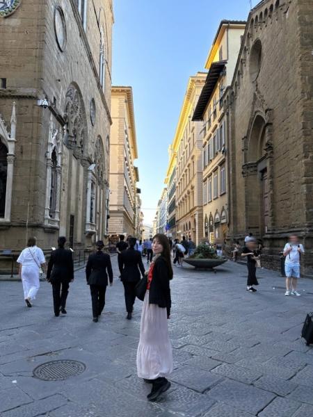 フィレンツェでの街歩きの風景。現地の暮らしや雰囲気を感じられたことも、今回の旅の大切な思い出です