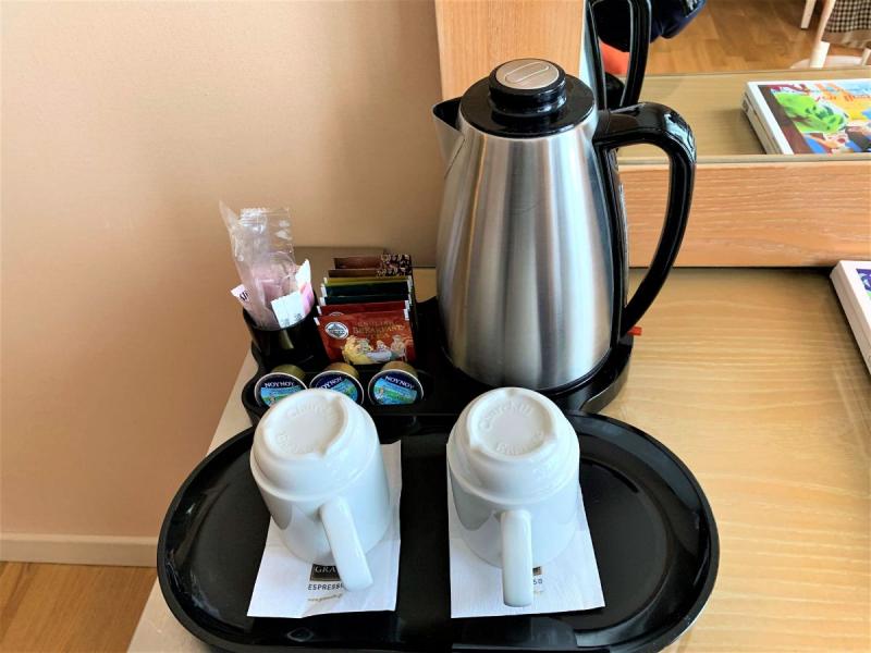 室内に用意されているコーヒーや紅茶は無料です