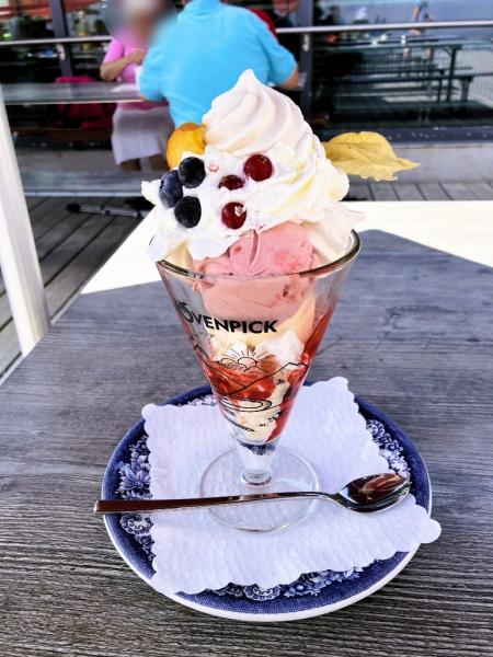 メンリッヒェンでデザートを