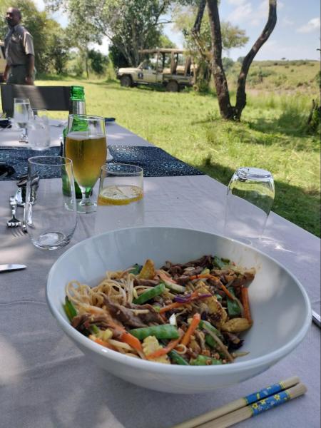 この日のメニューはまさかのパッタイ！ 久々にお箸を使ったお料理に癒されました