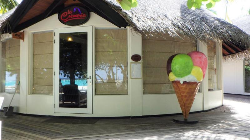 暑いときに嬉しいアイスクリーム屋さん「LA CREMERIA」