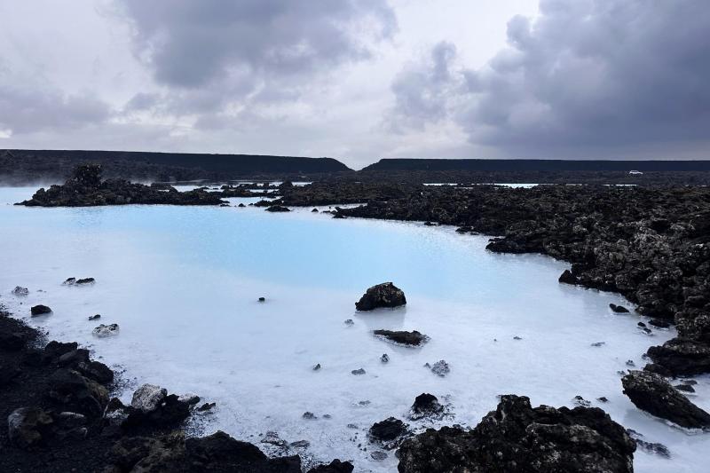 世界最大の露天風呂として人気のブルーラグーン