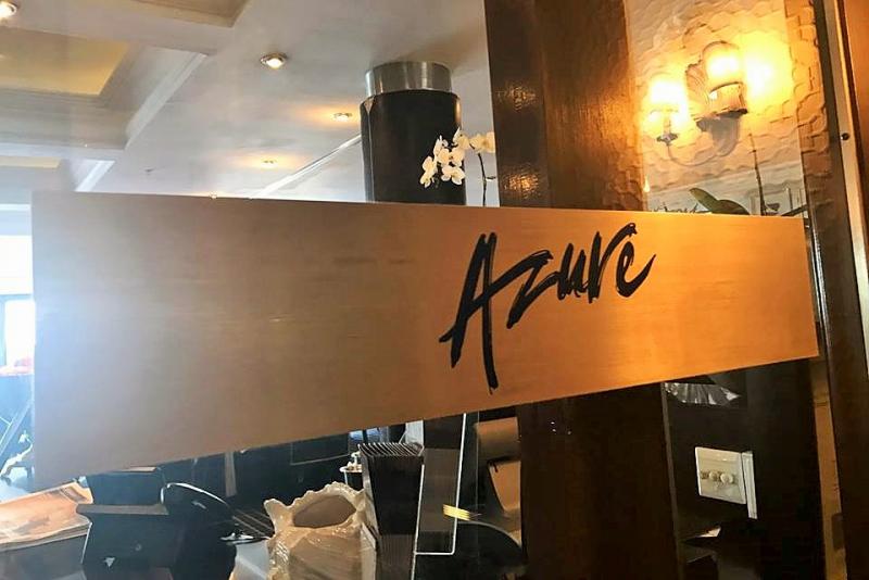 こちらがフレンチのメインレストラン 「Azure」