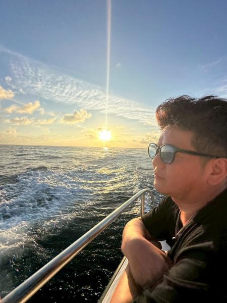 ドルフィンクルーズは夕方だったので、船上から夕陽が