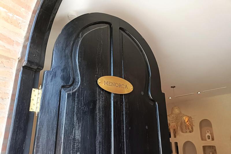 メノルカルーム