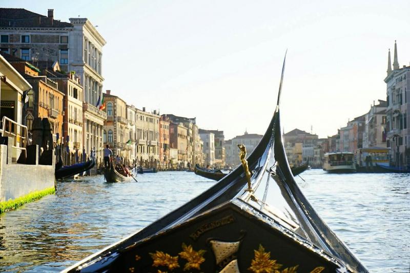 美しい運河が流れる水の都、ベネチア