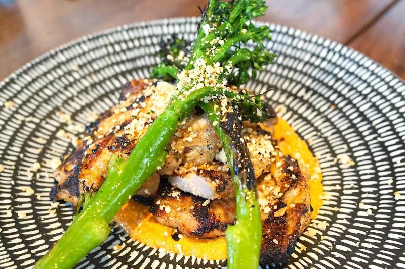 レイ風　鶏肉のグリル