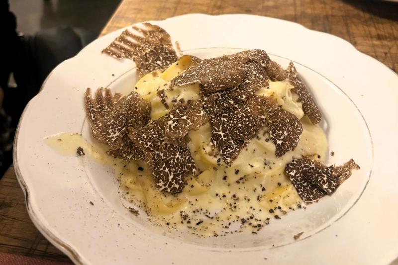 Osteria Pastellaのトリュフパスタ、とっても贅沢な味わいでした