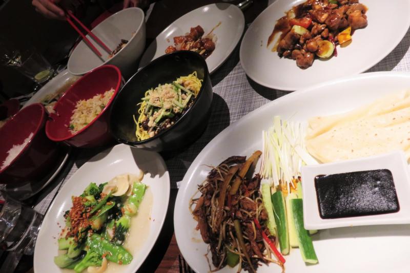 中華レストラン「THE TRADITIONS-Peking」では本場中国人シェフが作る中華料理が非常においしく、日本人の口に合うものばかりです。人気なので何度かこちらで食べる方もいるそうです