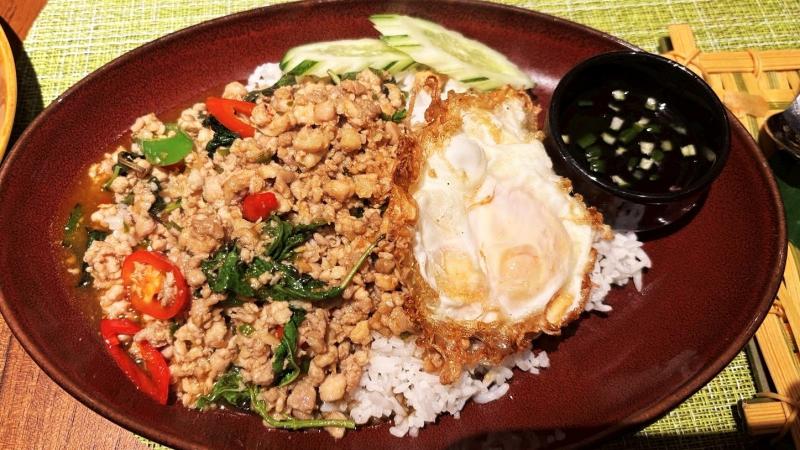 やみつきになるガパオライス