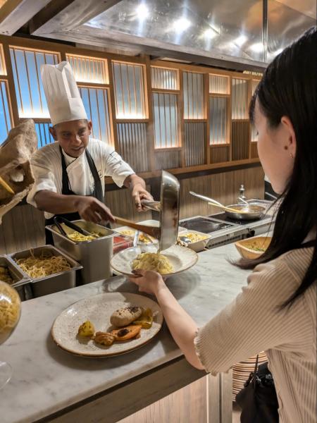 美味しいビュッフェ（写真ではわかりませんが種類も豊富でした）