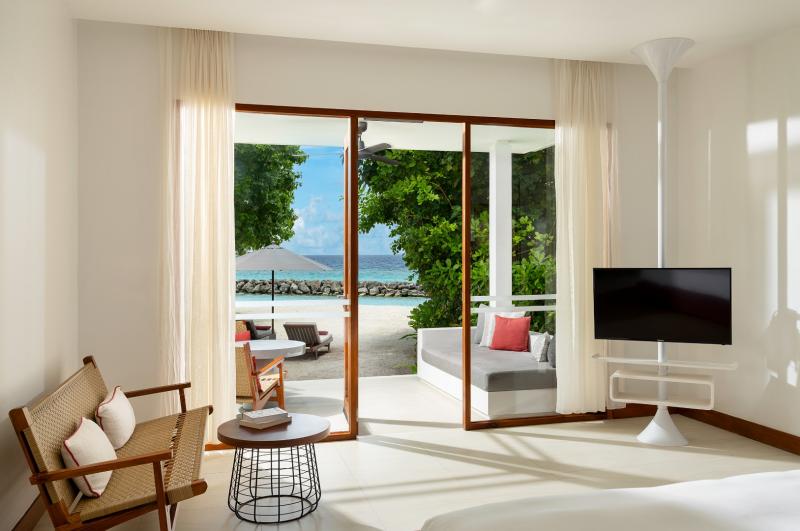 デラックスビーチバンガロー