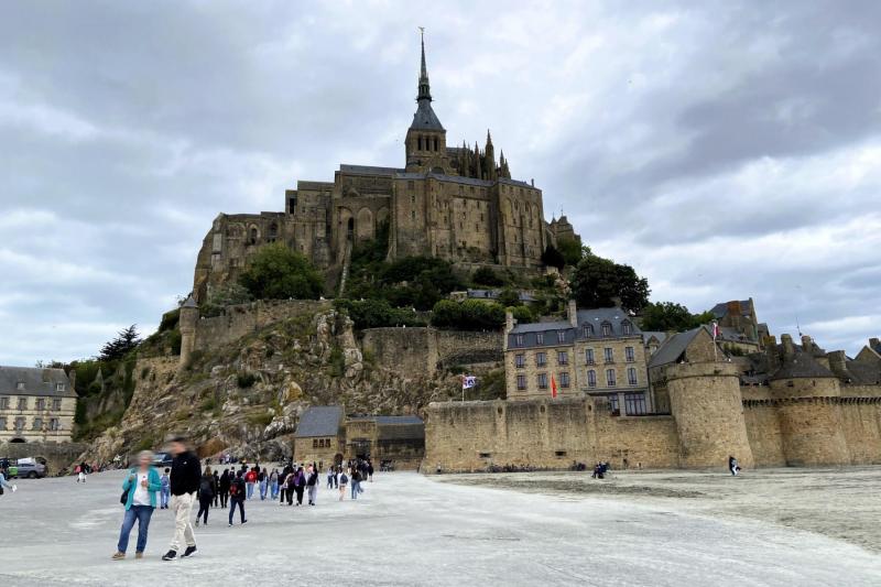 フランスの世界遺産 モンサンミッシェルへ日帰り観光