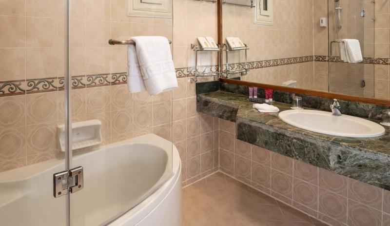 プレジデンシャルスイート バスルーム