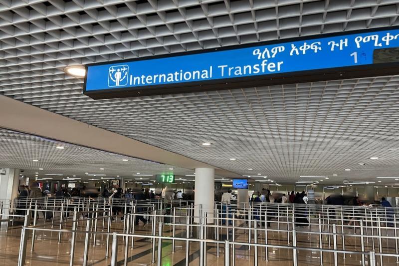 「International Transfer（国際線乗り継ぎ）」の案内