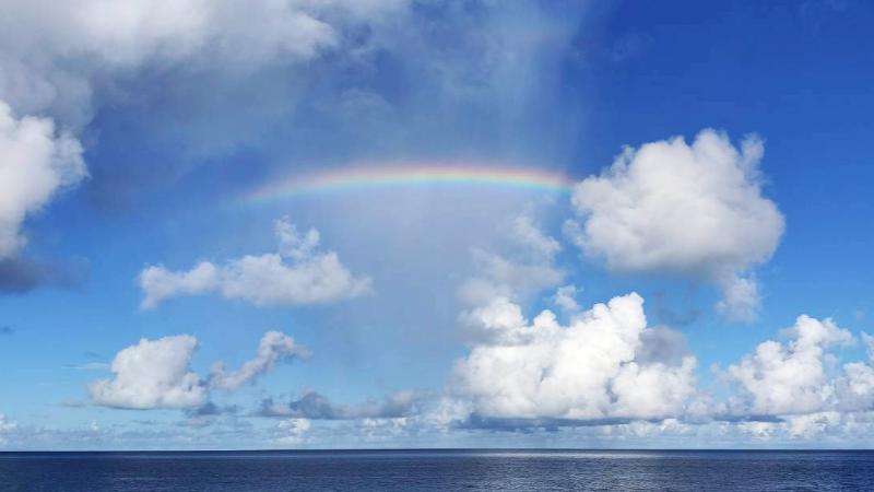 クルーズからは虹が！ 雨季なのにお天気に恵まれました！