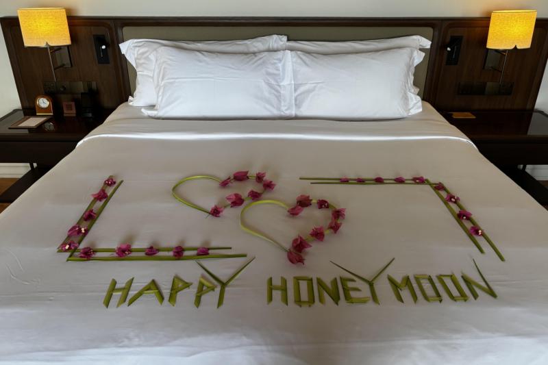 ベッドにもハネムーンのお祝いがありました！