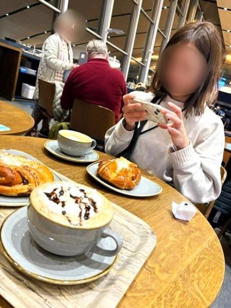  ヘルシンキ空港でハネムーン最後の朝食