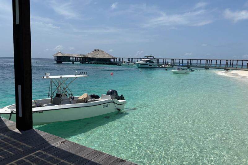 到着。海が透き通っていました！