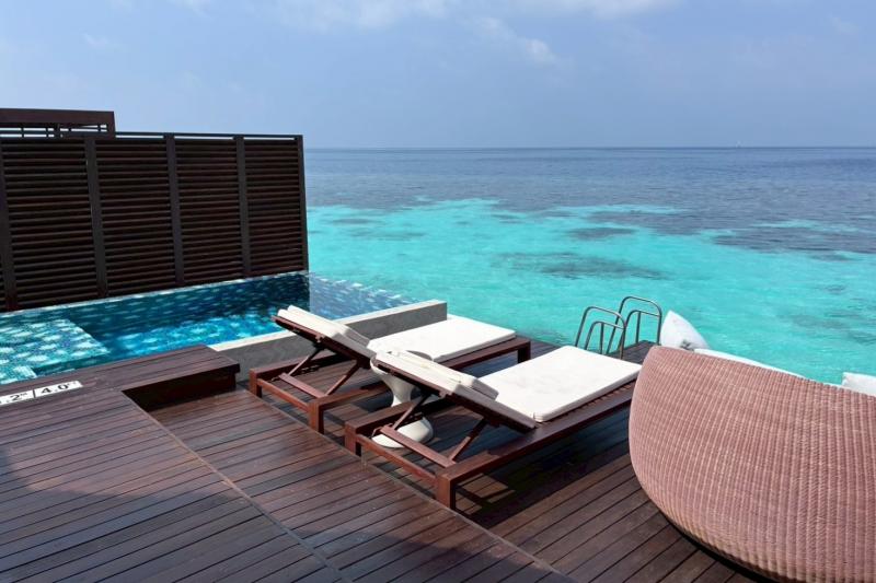 スーペリアオーバーウォーターヴィラ