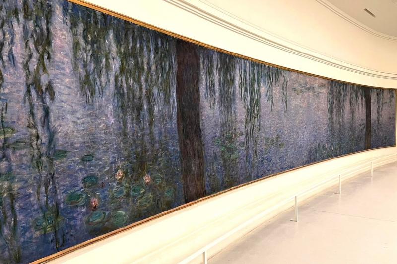 『睡蓮』を観に、オランジュリー美術館へ
