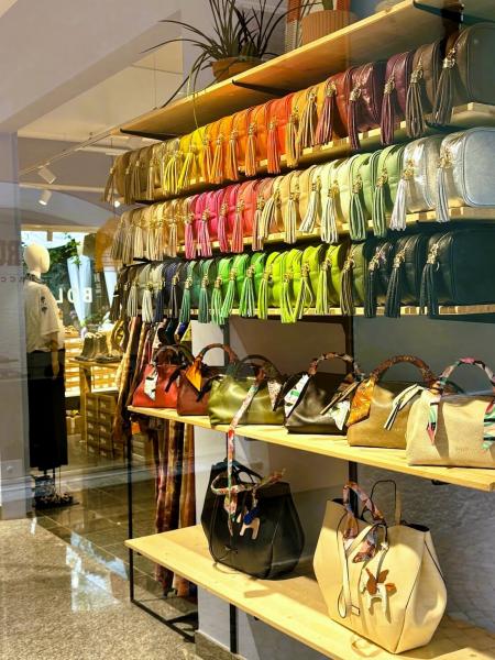 リゾート感にあふれるセンスの良いセレクトショップ